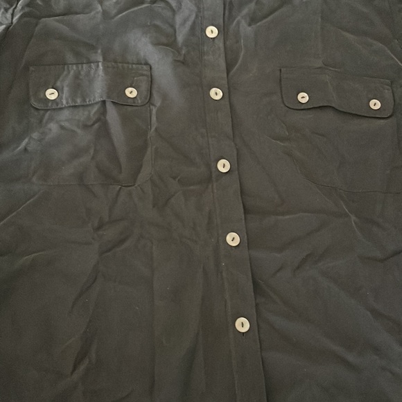 Chico’s button down size 2 - Picture 3 of 4